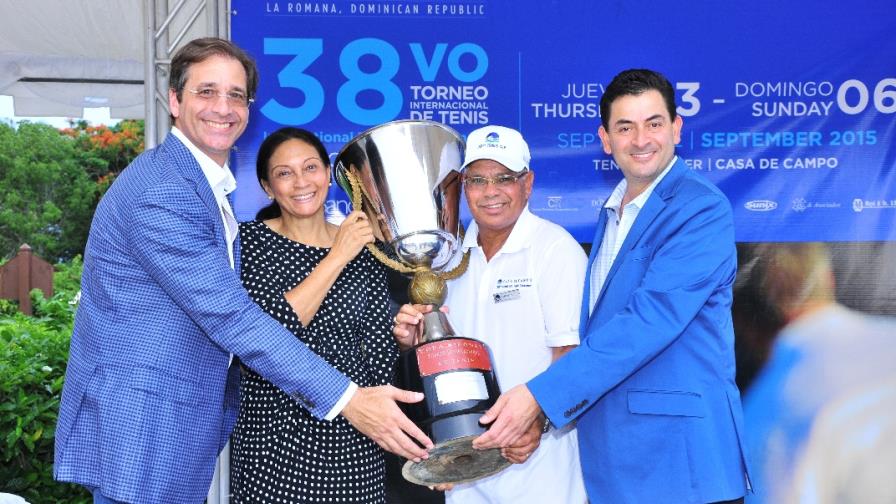 Vásquez vence a Santana en el inicio del torneo de Tenis Casa de Campo