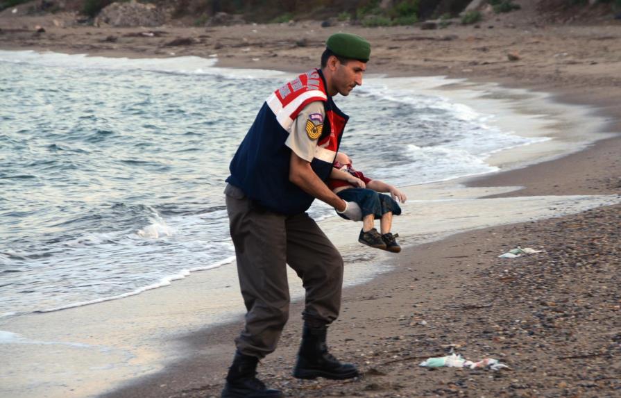 Entierran a Aylan Kurdi, el niño sirio símbolo del éxodo de Oriente Medio