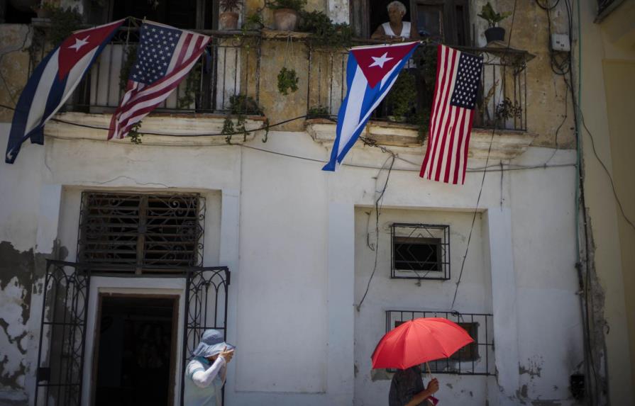A pesar del deshielo, Cuba acusa a EEUU de robar médicos 