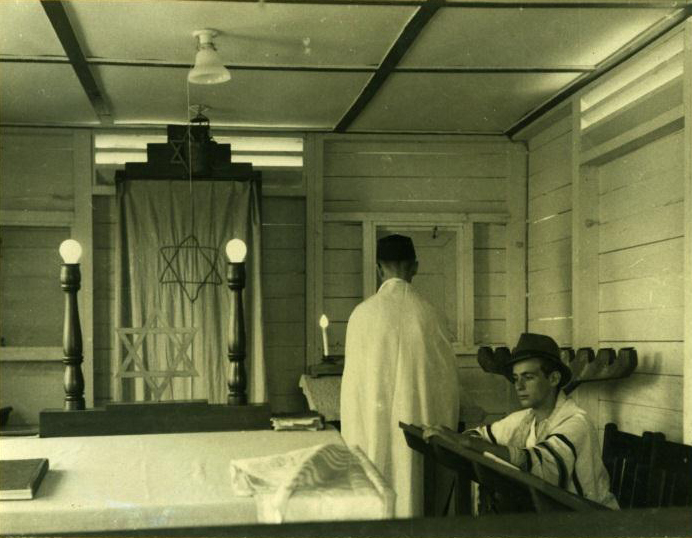  La Sinagoga ubicada en la comunidad el Batey, Sosúa, en 1950.