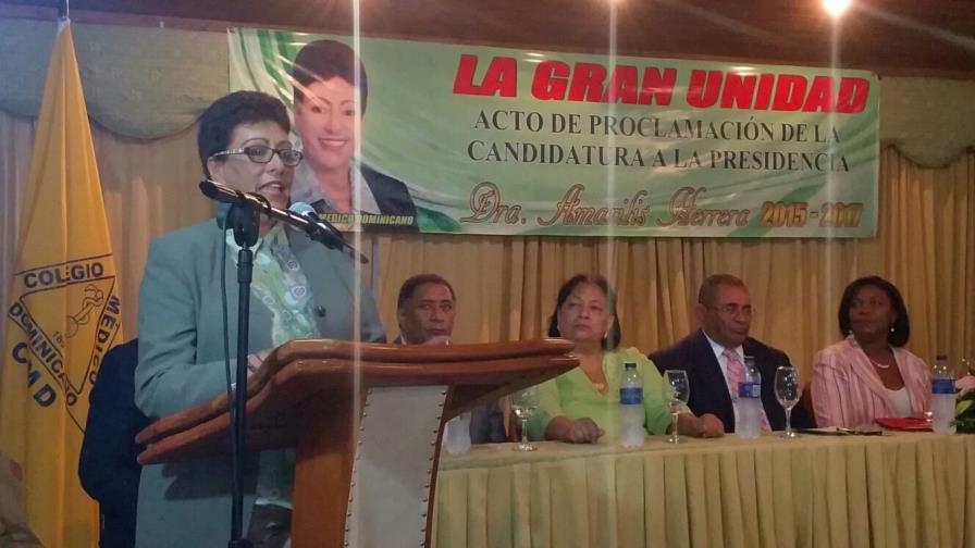 La doctora  Amarilis Herrera dice defenderá los derechos de los médicos y luchará por la salud del pueblo 