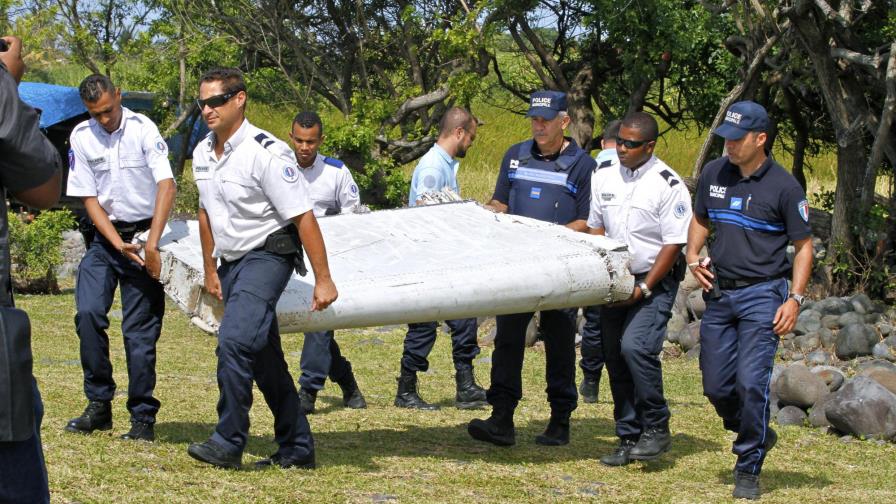 Escepticismo entre familias chinas de MH370, que buscan confirmación directa