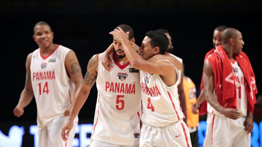 Panamá elimina a Brasil y avanza a la segunda fase