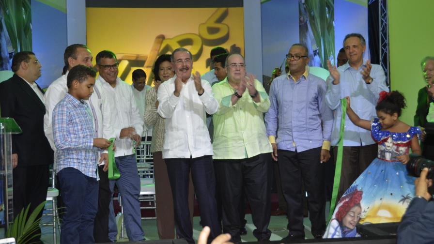  Medina inauguró anoche la “Expo Monte Plata 2015”