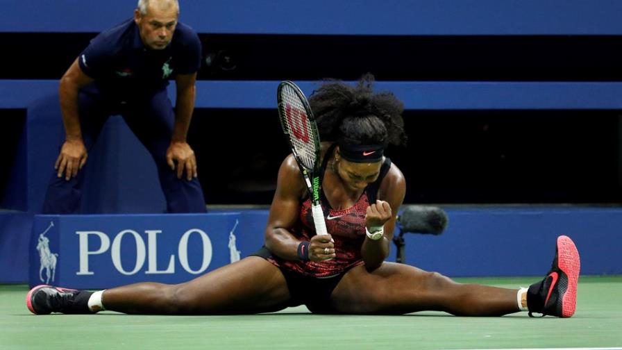 Serena sufre pero sigue tras Grand Slam; Rafael Nadal es eliminado 