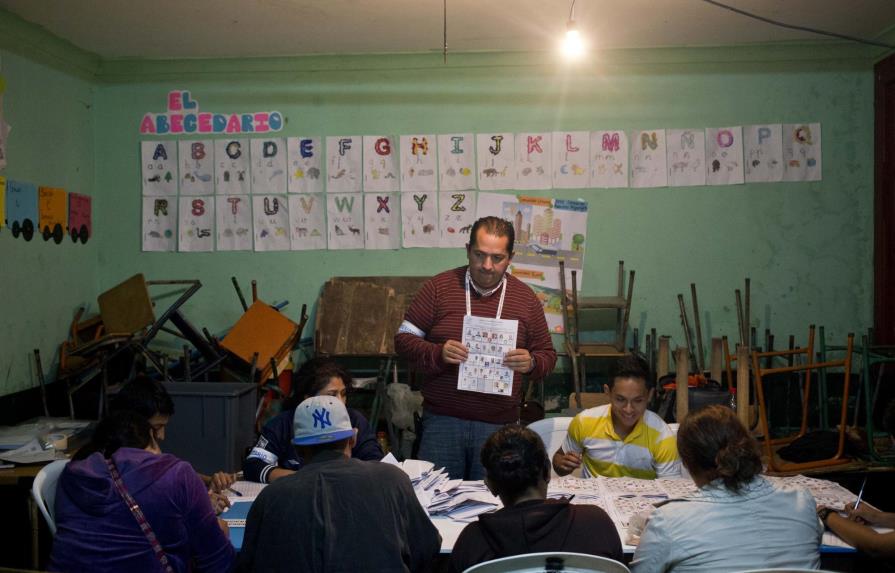 Cierran colegios electorales de Guatemala donde se elegirá un nuevo presidente
