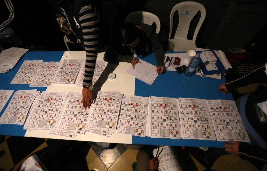 Tranquilidad y alta participación en las elecciones de Guatemala