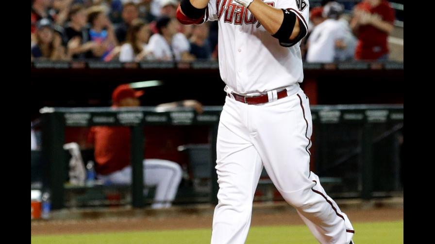 Líderes de Grandes Ligas; Welington Castillo: Dominicano Estrella