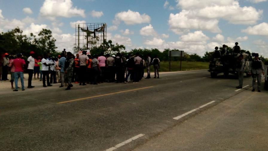 Comunidades de Guerra protestan por el arreglo de caminos vecinales 