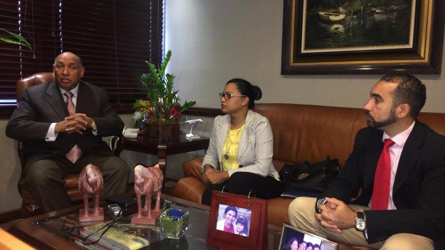 El Conacerd busca formar al personal de colmados y surtidoras El Conacerd busca formar al personal de colmados y surtidoras