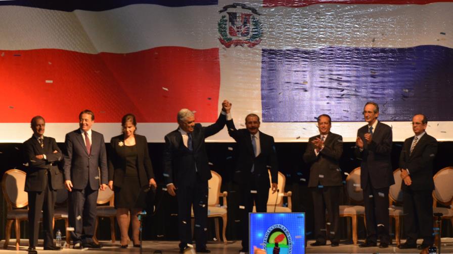 Alianza entre el PLD y el PRD minimiza a la oposición en Congreso y alcaldías Alianza entre el PLD y el PRD minimiza a la oposición en Congreso y alcaldías