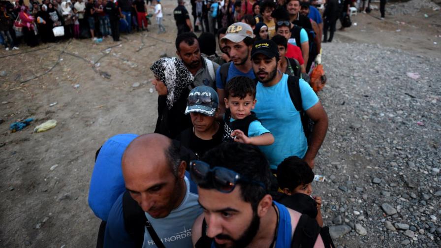 Ban pide a líderes europeos firmeza ante creciente xenofobia hacia refugiados