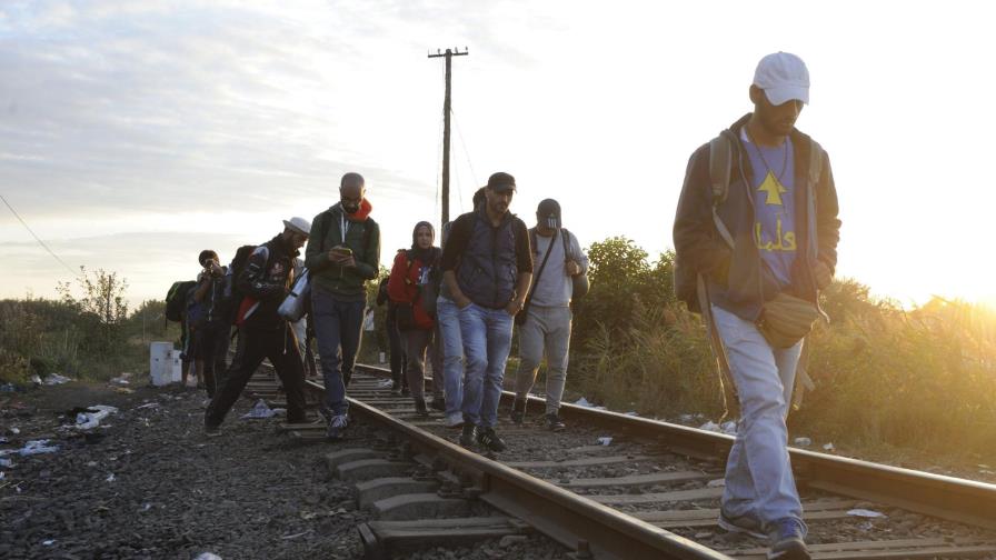 El Gobierno de Obama evalúa opciones para responder a la crisis de refugiados