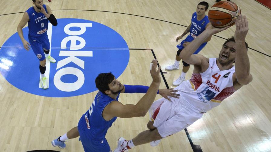 España cede en defensa ante el acierto de Belinelli y Gallinari en el Eurobasket
