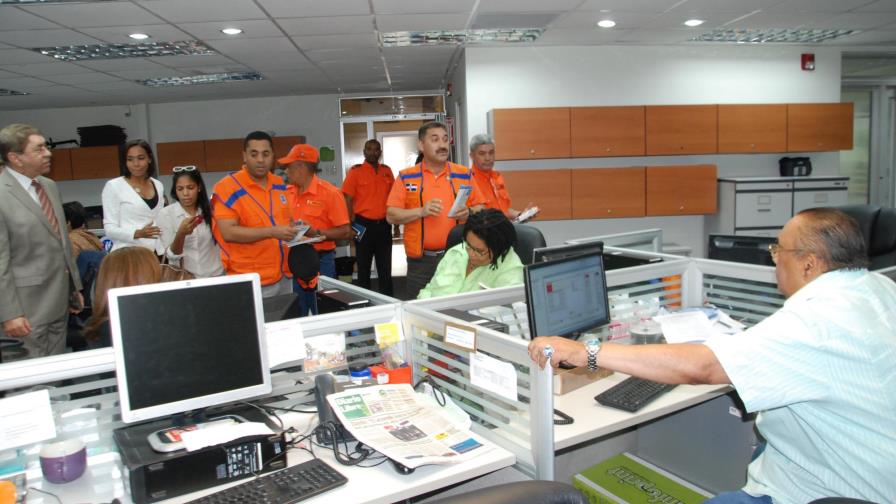 Defensa Civil reconoce al director de Diario Libre 