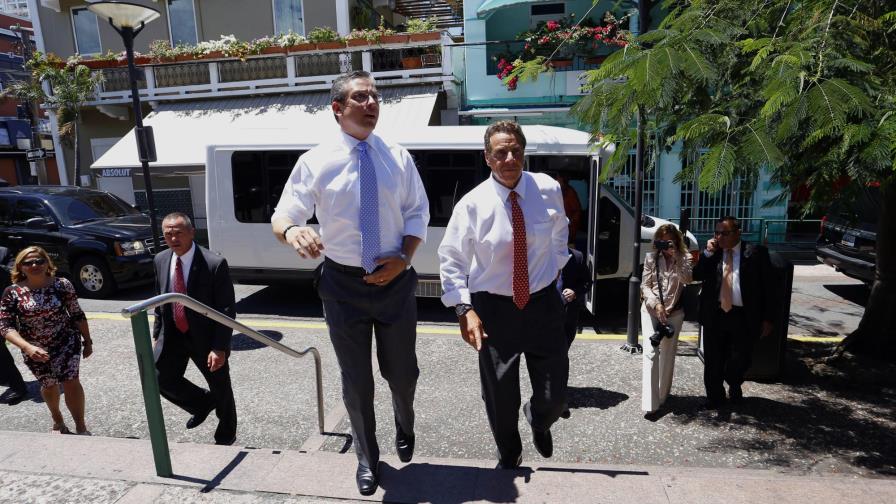 El gobernador de Puerto Rico no quiere verse obligado a elegir entre pagar a maestros o bonistas 