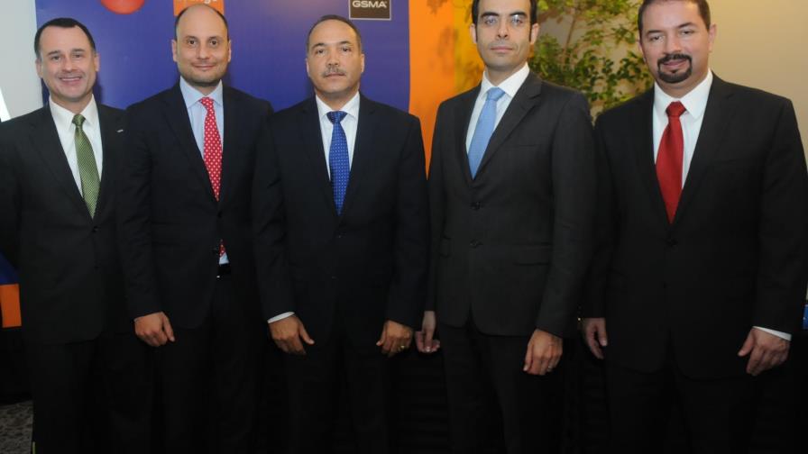 Telefónicas e Indotel implementan acuerdo contra el robo de celulares bajo el auspicio de la GSMA