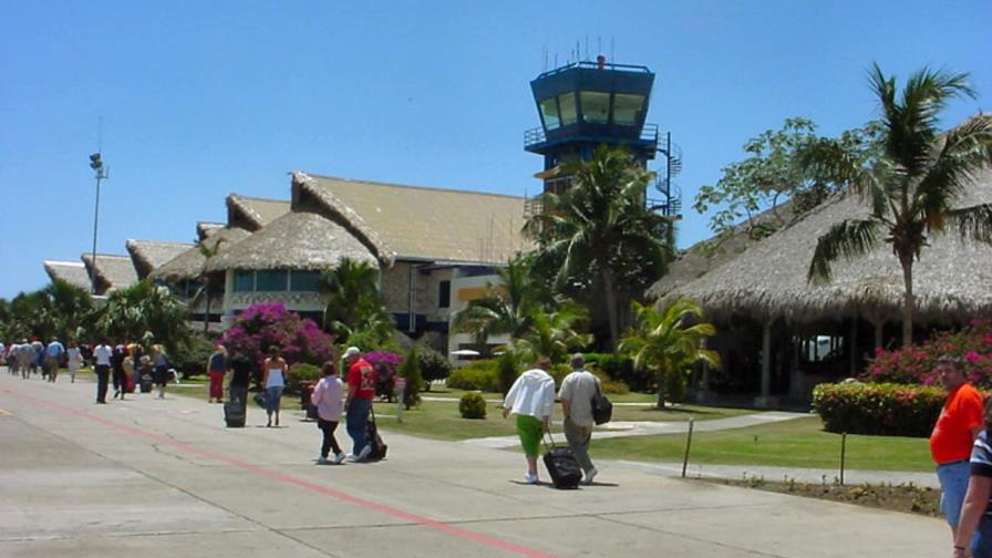 El Aeropuerto de Punta Cana recibe el 53% de los turistas El Aeropuerto de Punta Cana recibe el 53% de los turistas