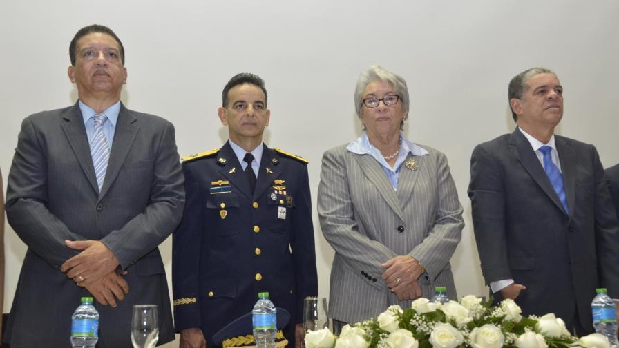 Ministerio de Salud Pública presenta plan prevención dengue; este año van 49 muertes