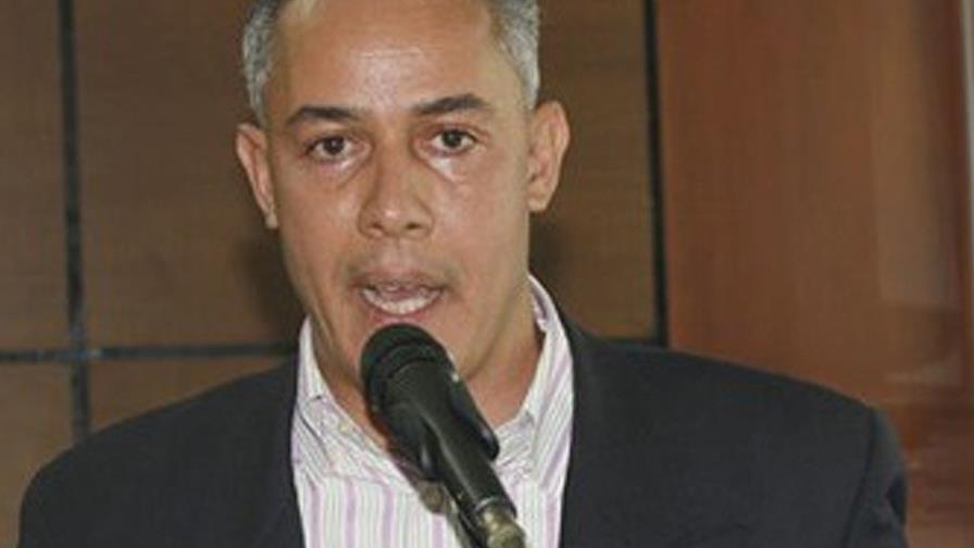 Caso de esgrima cambia de tono, y va a los tribunales