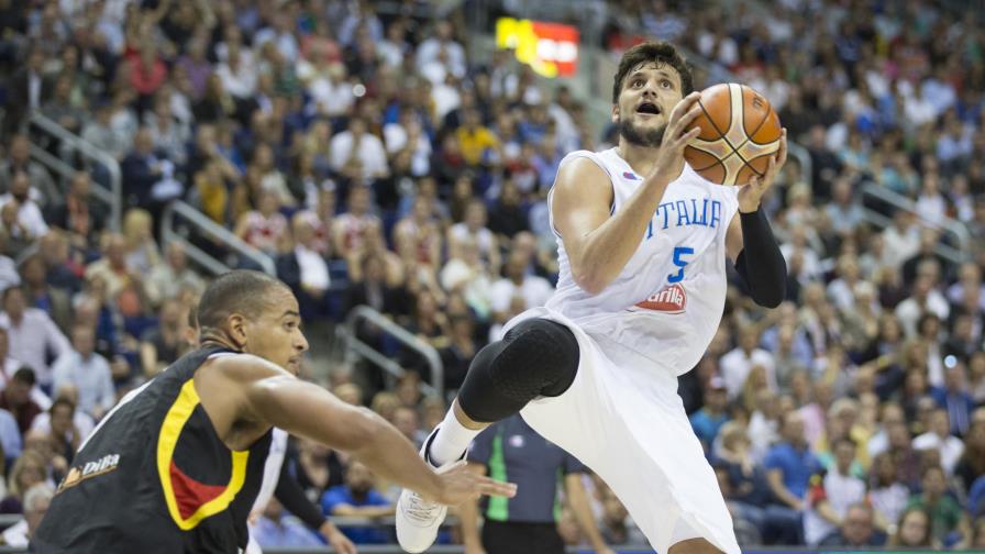 Italia se impone a Alemania en la prórroga