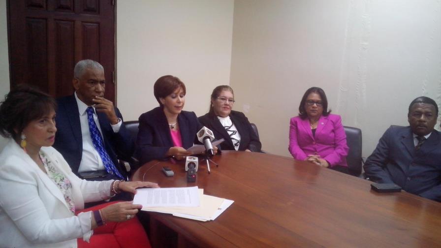 Regidores del PLD dicen pronunciamientos de aspirantes afectarían unidad interna