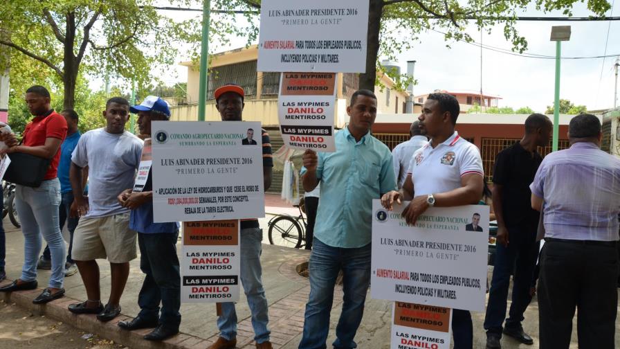 Somos Pueblo solicita a Industria y Comercio un debate televisado sobre los precios de los combustibles Somos Pueblo solicita a Industria y Comercio un debate televisado sobre los precios de los combustibles