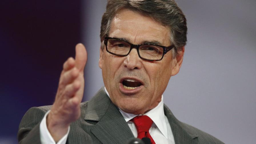 Rick Perry, primer precandidato en abandonar la carrera hacia la Casa Blanca