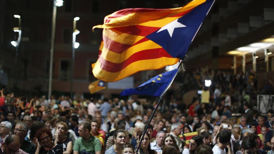 Separatistas catalanes lanzan campaña independentista 