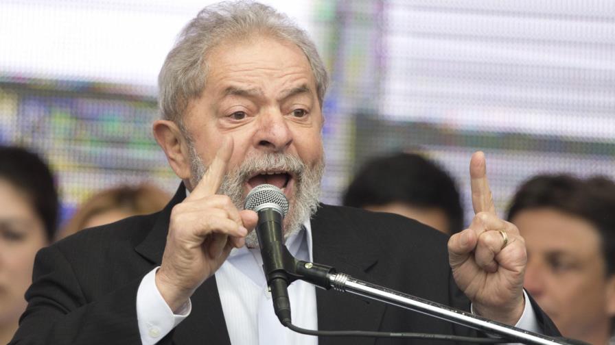 Policía de Brasil quiere interrogar al expresidente Lula 