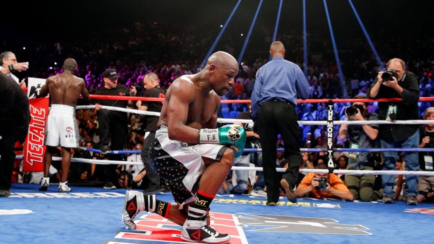 Mayweather Jr: “Es oficial, me retiro como el mejor de todos los tiempos”