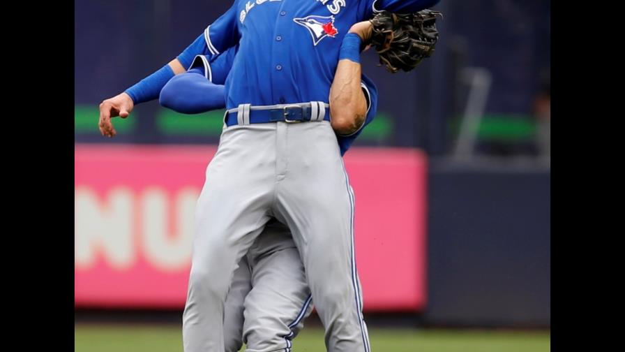 Troy Tulowitzki al menos 2 semanas fuera por lesión en hombro 