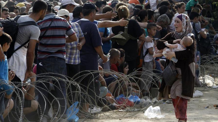 Redes sociales facilitan la vida a refugiados