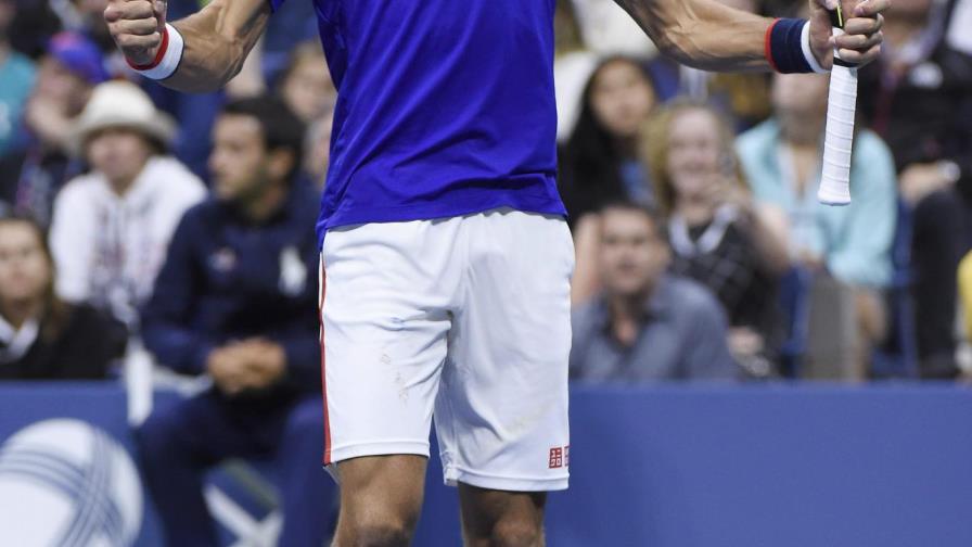 Djokovic vence a Federer y lograr su décimo Grand Slam