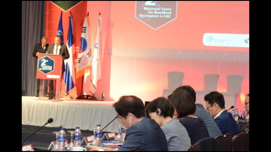 Hay despliegue de economía digital y se registran avances de banda ancha en América Latina y el Caribe Hay despliegue de economía digital y se registran avances de banda ancha en América Latina y el Caribe