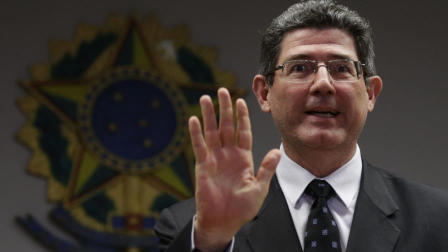 Brasil opta por recortar gastos y aumentar impuestos para capear la crisis 