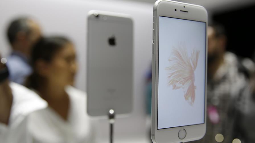 ¿Se avecina una fiebre por el iPhone 6s? Apple aspira a vender más de 10 millones de teléfonos en su primer fin de semana ¿Se avecina una fiebre por el iPhone 6s? Apple aspira a vender más de 10 millones de teléfonos en su primer fin de semana