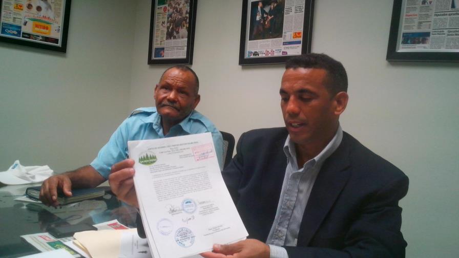 En sector Palma Real exigen al Ayuntamiento del Distrito Nacional un puente, aceras y contenes 