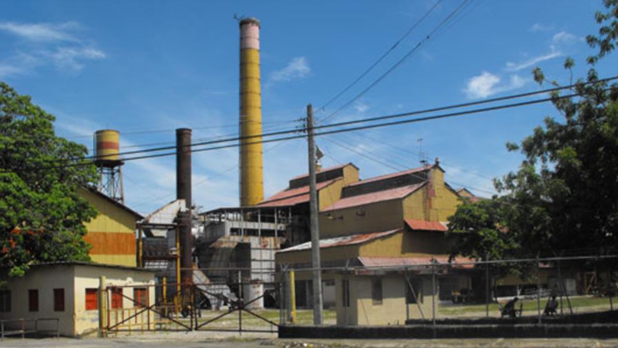 Cañeros y munícipes de Haina rechazan venta de terreno del ingenio de la comunidad