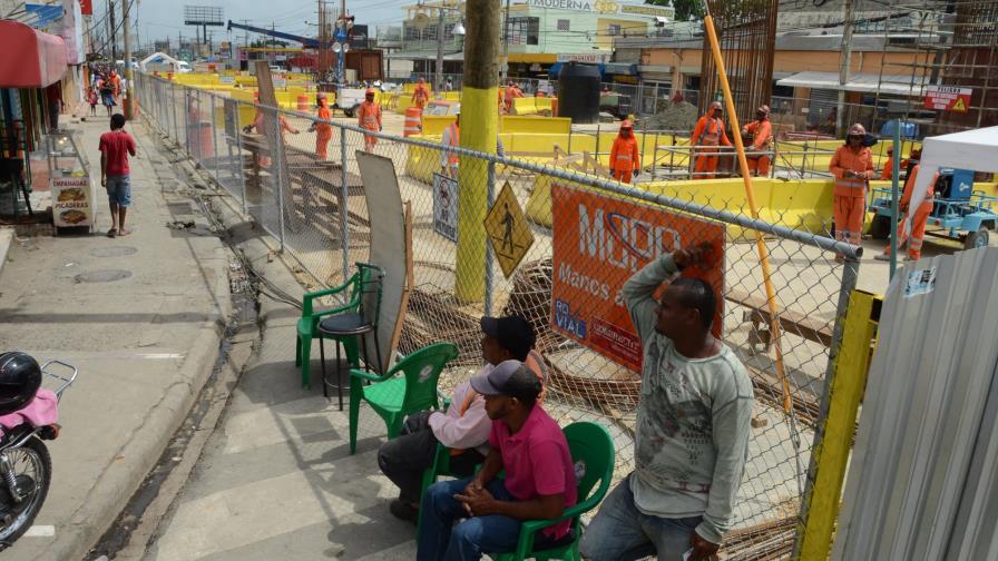 Obras Públicas ampliará el cierre en la avenida Charles de Gaulle por trabajos del elevado sobre carretera Mella