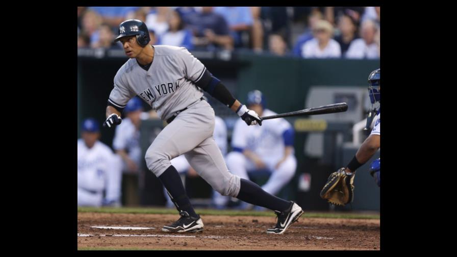 El cuadrangular 32 de Alex no evitó revés de los Yanquis, que no recortan terreno a Toronto 