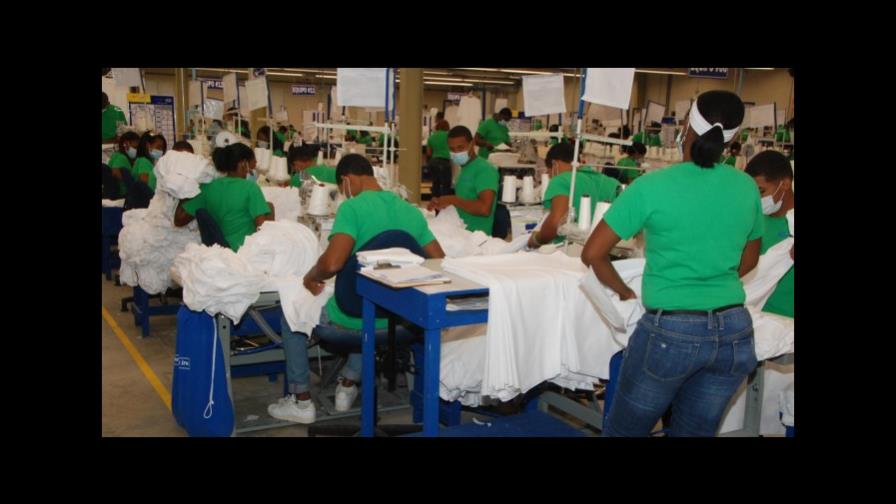 Sindicalistas exigirán un 30% de aumento salarial para empleados de zonas francas