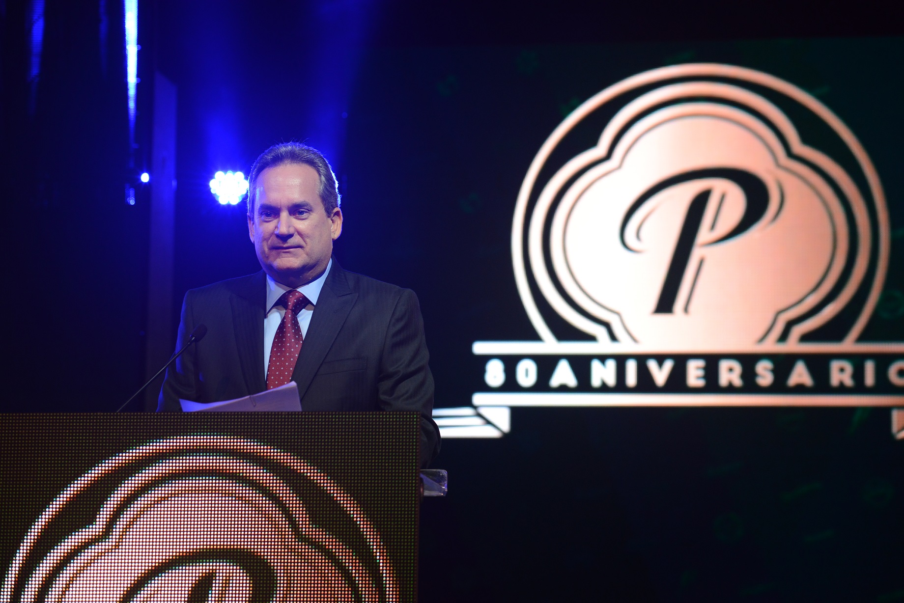 Franklin León durante su discurso.