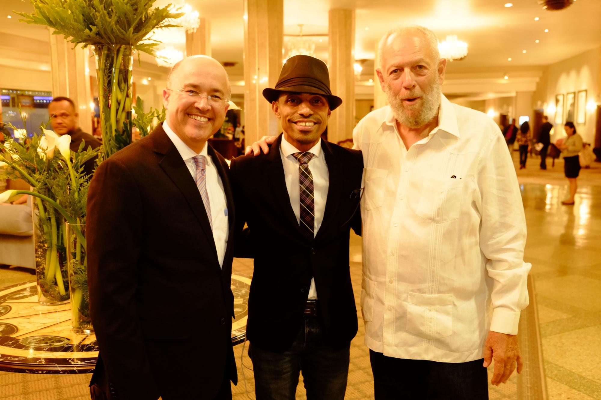 Domínguez Brito, Fausto Mata y Freddy Ginebra.