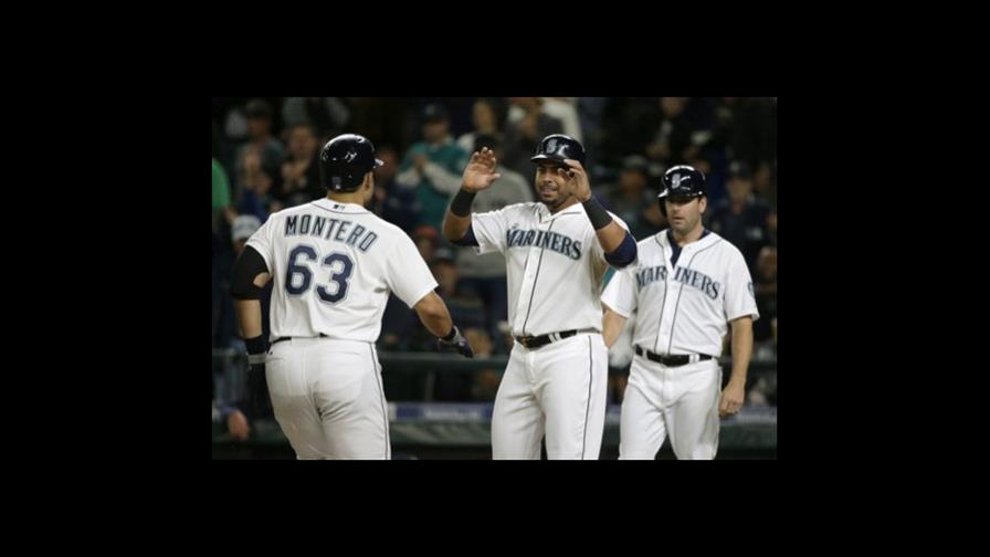 Jonrón de Montero da el triunfo a los Marineros 