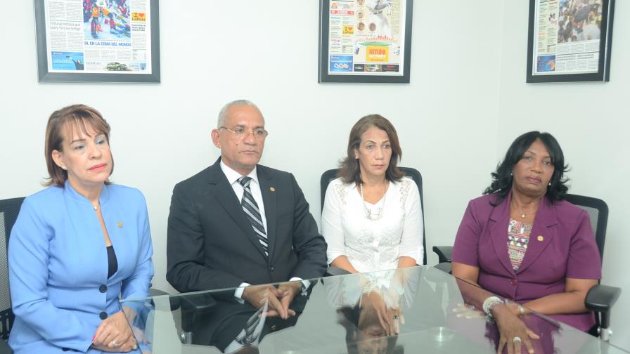 Colegio de Notarios advierte que inaplicación de ley crea un precedente funesto