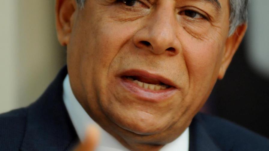 Almeyda dice que las encuestas dan ganador a Salcedo en el Distrito Nacional 