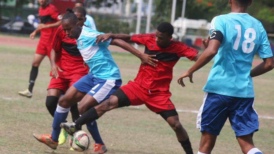 Siete equipos avanzan a los octavos de finales en Fútbol Vimenca