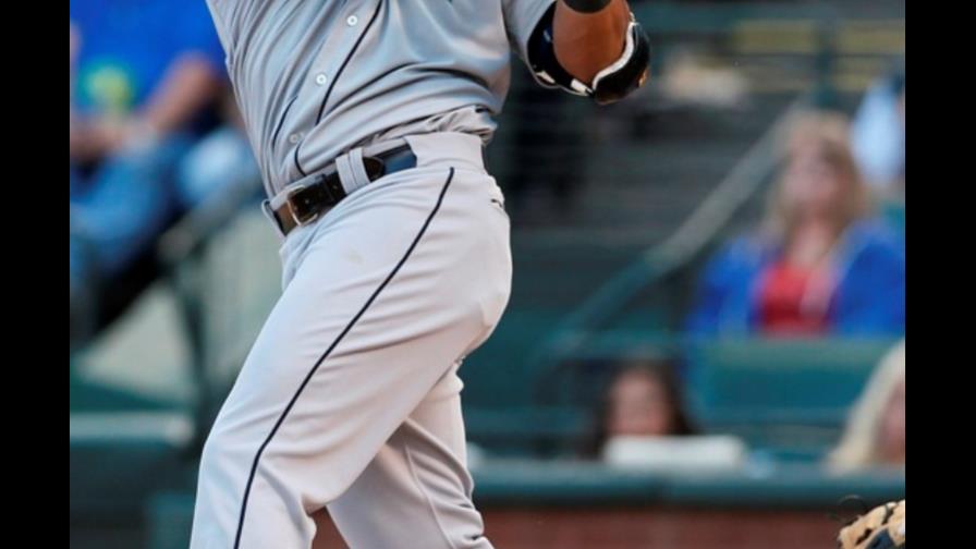 Líderes de bateo y pitcheo en las Grandes Ligas; Edwin Encarnación: Dominicano Estrella