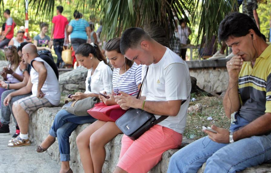Cuba abrirá más zonas de internet wifi este año
